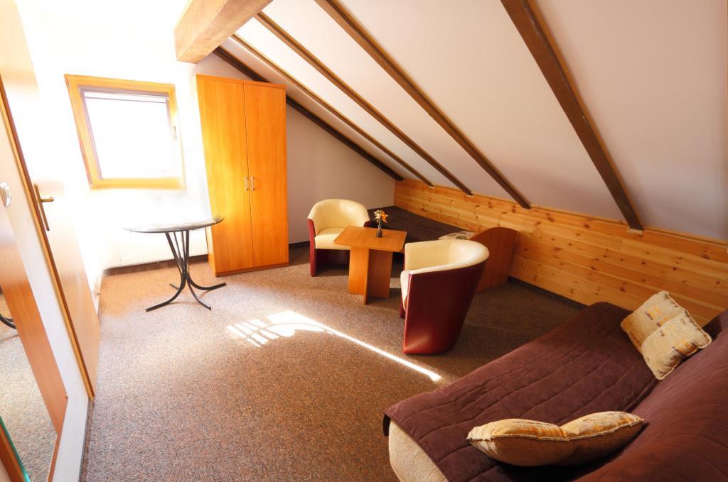 Pensjonat Fala Bed & Breakfast Ustronie Morskie Exterior photo